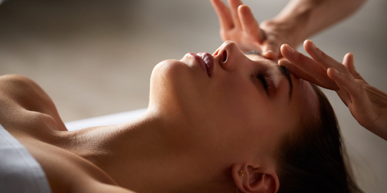 The Art of Spa Facials: Decoding the Best Facial Massage Oils for Skin Nirvana